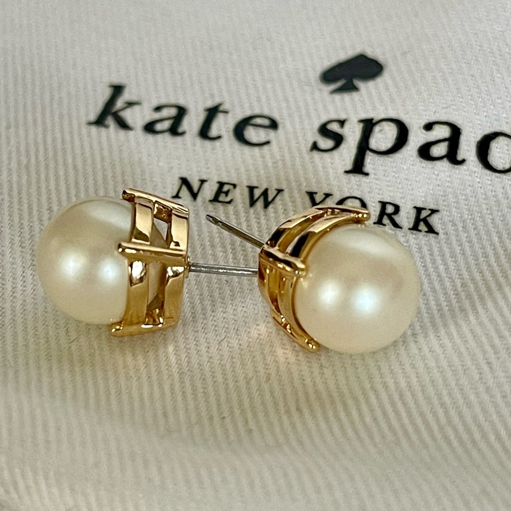 Kate Spade | Pearl Gumdrop Gold Earrings